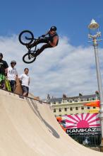 Bike Jumping on skate ramp